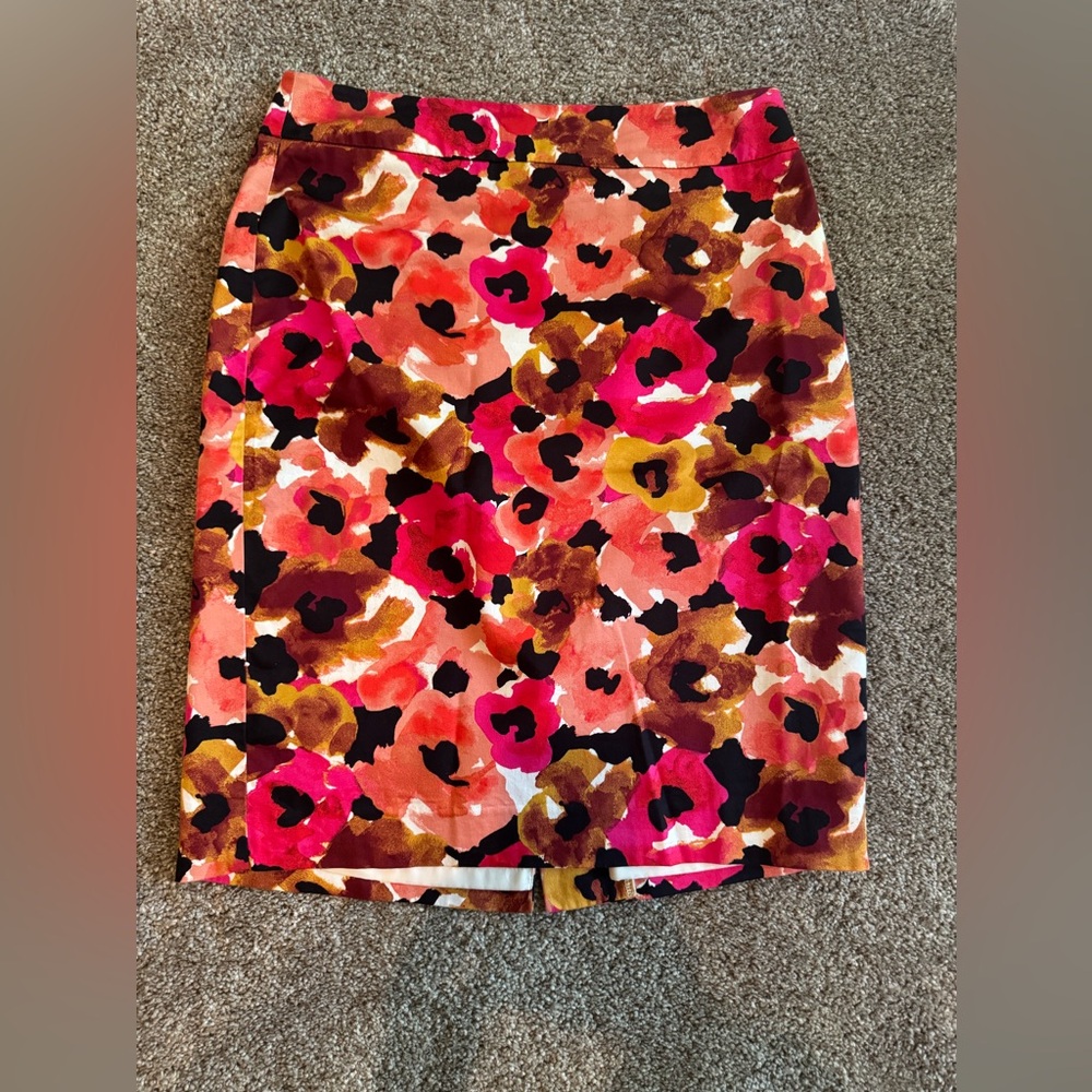 Ann Taylor Pink Red Pencil Skirt Knee-Length